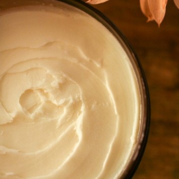 Unt de shea nerafinat bio 100g - pentru fata corp si par